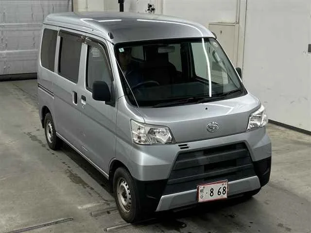 Daihatsu Hijet Cargo S321V 2021